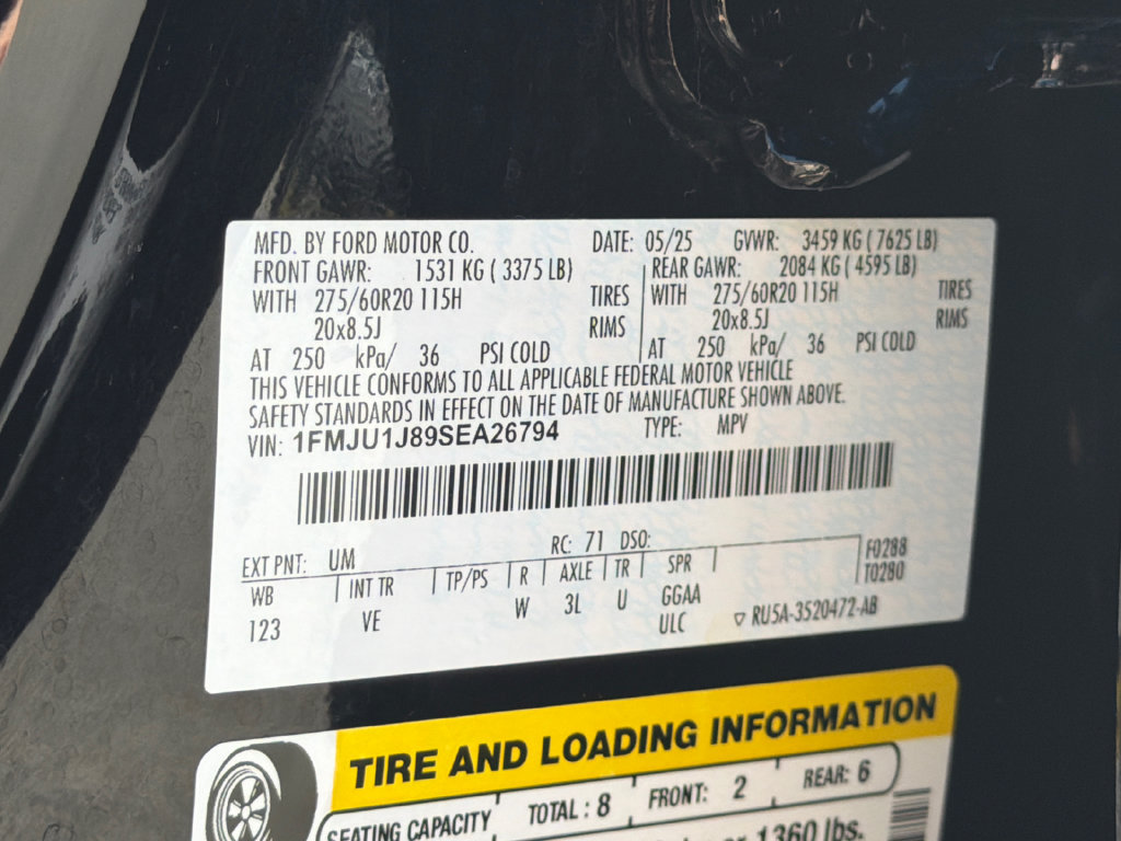 Used 2025 Ford Expedition Active AWD/4WD image 36