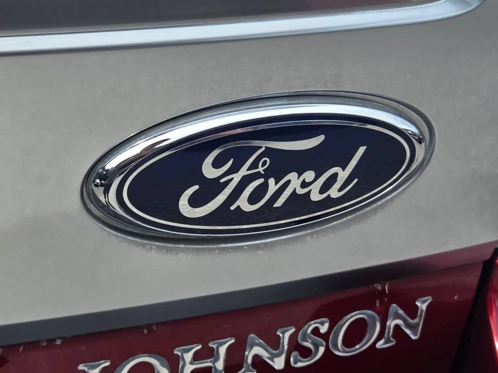 Used 2019 Ford Flex Limited w/ Equipment Group 301A FWD image 16