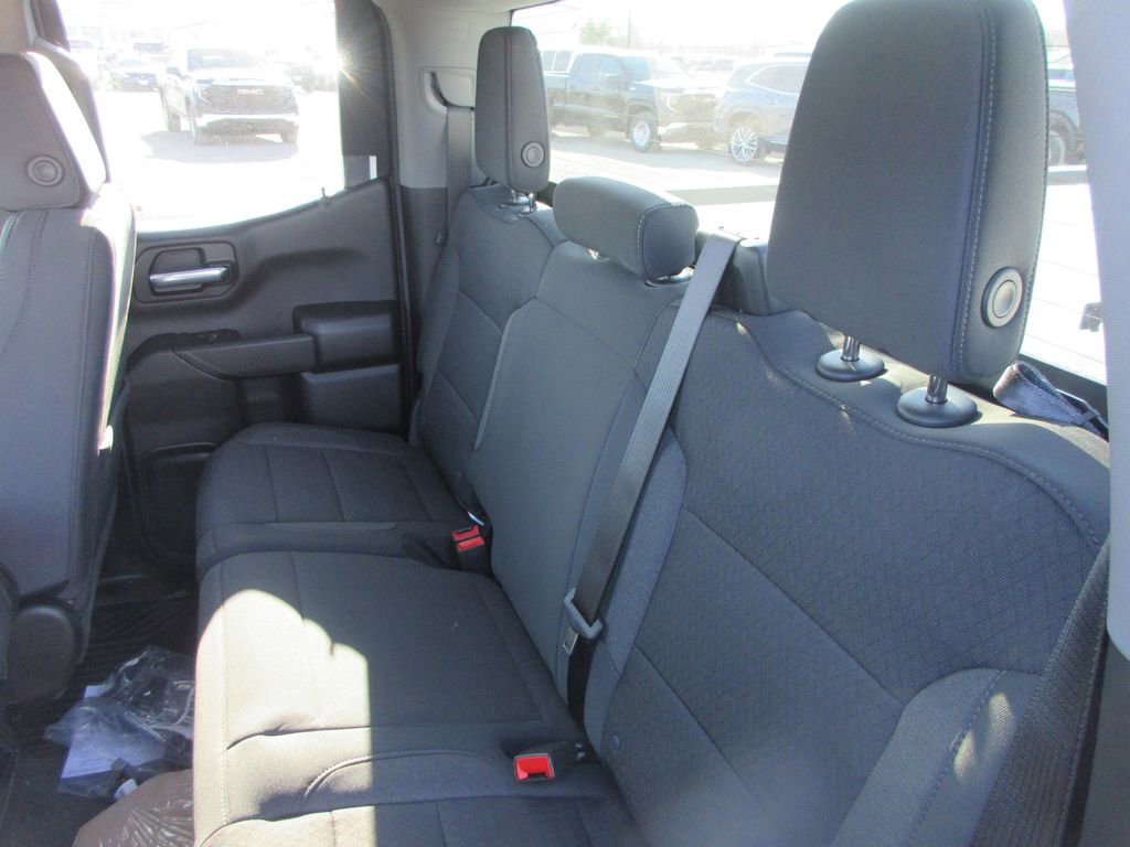 New 2026 GMC Sierra 1500 Pro image 13