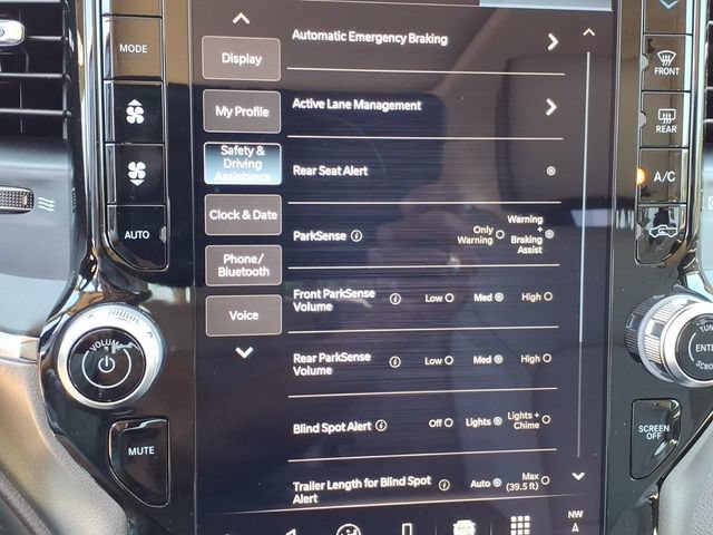 New 2026 RAM 1500 Laramie AWD/4WD image 8