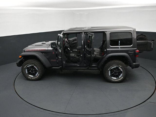 Used 2022 Jeep Wrangler Unlimited Rubicon w/ Dual Top Group AWD/4WD image 27