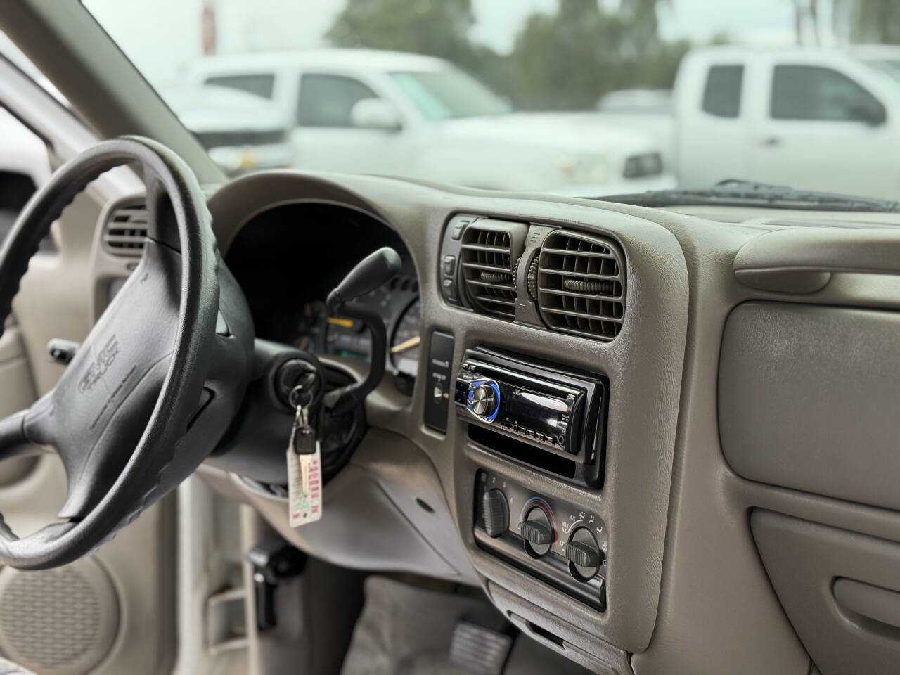 Used 1998 GMC Sonoma SLS w/ Popular Marketing Option Pkg image 25