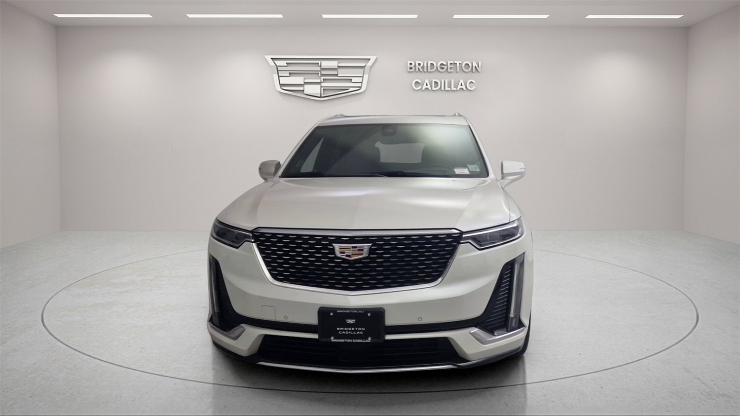 Used 2022 Cadillac XT6 Premium Luxury w/ Platinum Package image 8