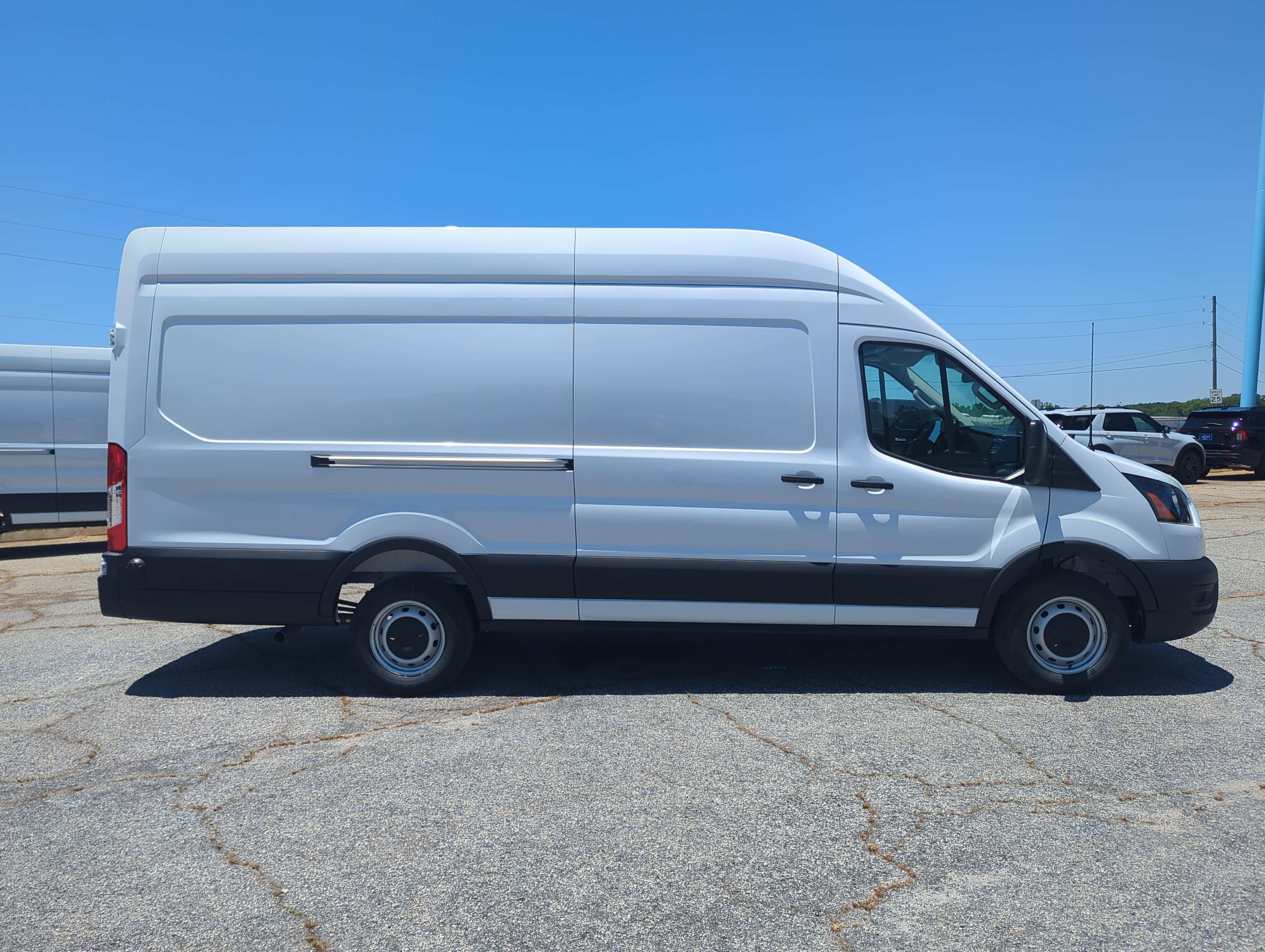 New 2026 Ford Transit 250 148 High Roof Extended RWD image 2