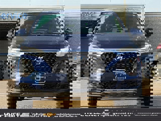 Used 2019 Hyundai Santa Fe SE image 3