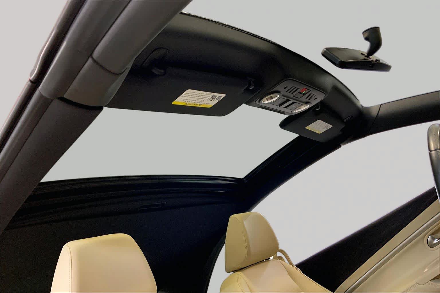 Used 2016 Volkswagen Eos Komfort FWD image 14