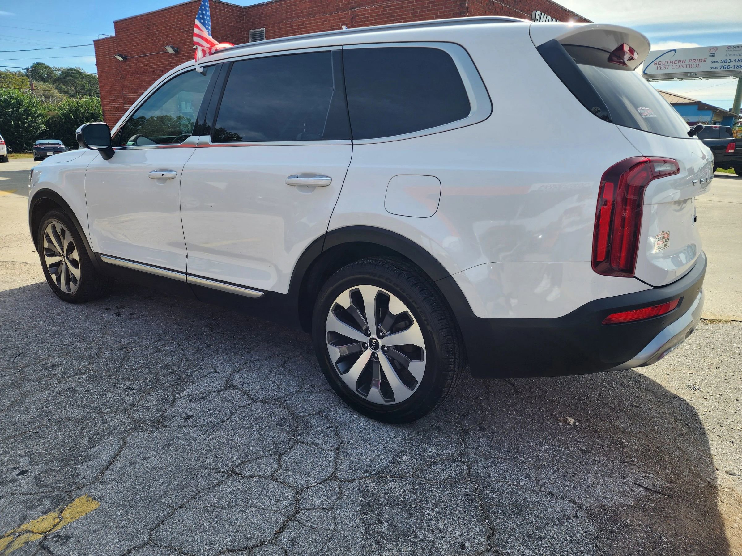 Used 2021 Kia Telluride S image 6