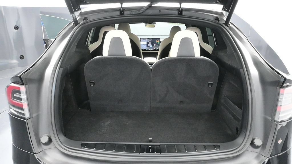 Used 2022 Tesla Model X Plaid AWD/4WD image 14