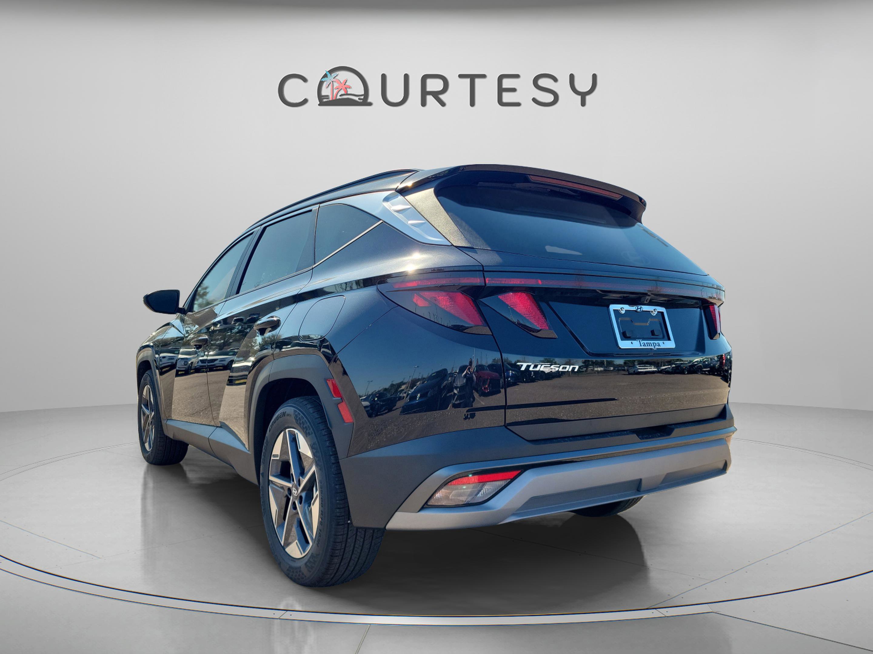 New 2026 Hyundai Tucson SEL image 3