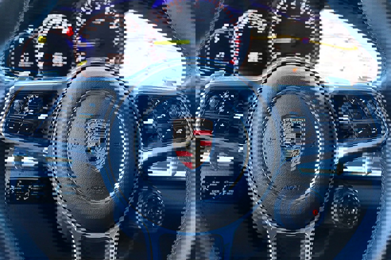 Used 2018 Porsche Panamera 4 w/ Premium Package Plus image 29