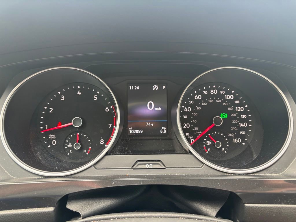 Used 2019 Volkswagen Tiguan SEL FWD image 13