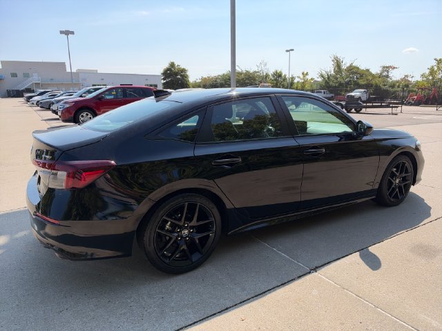 Used 2025 Honda Civic Sport image 5