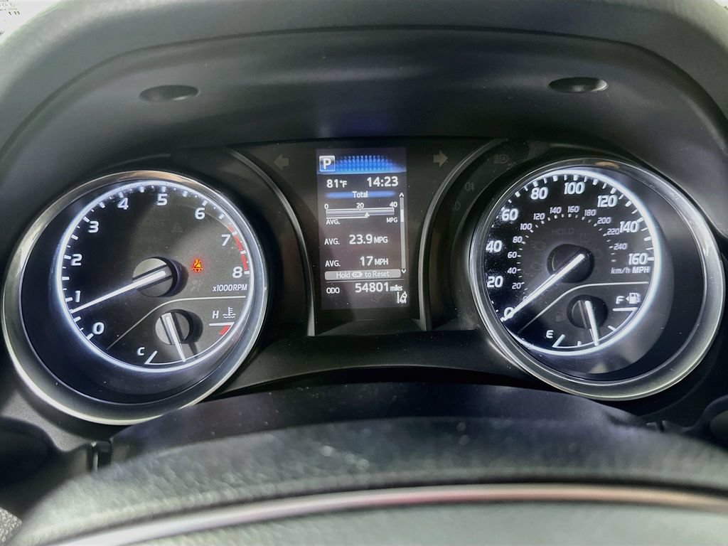 Used 2020 Toyota Camry LE FWD image 24