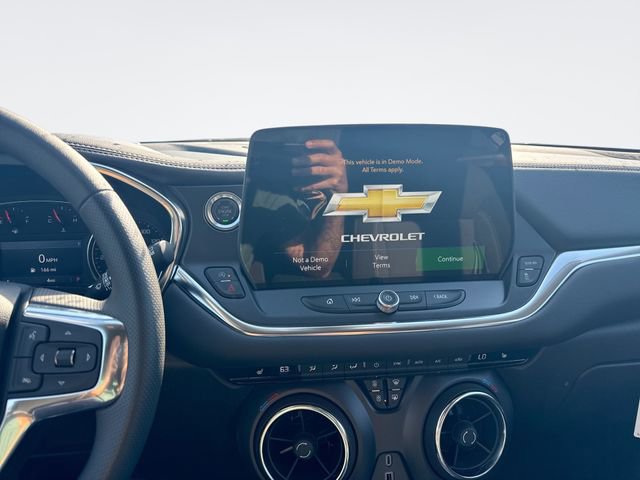 New 2026 Chevrolet Blazer LT w/ Convenience Package FWD image 16