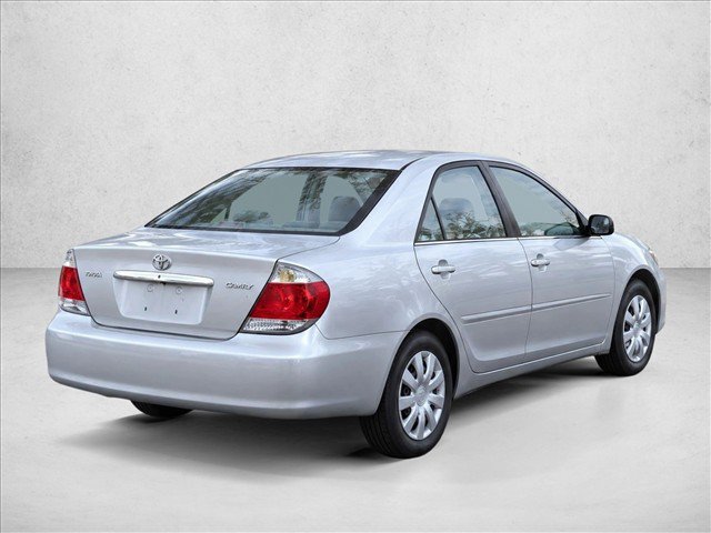Used 2005 Toyota Camry FWD image 15