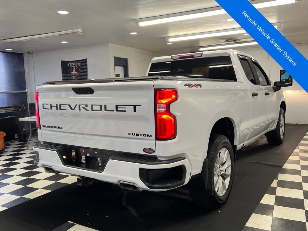 Used 2021 Chevrolet Silverado 1500 Custom w/ LPO, Dark Essentials Package image 15