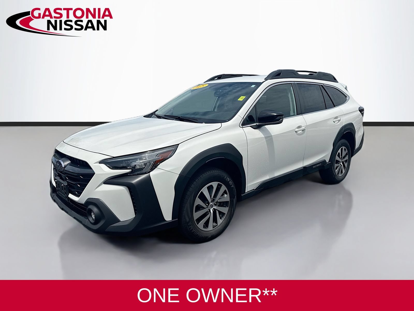 Used 2025 Subaru Outback Premium AWD/4WD image 3