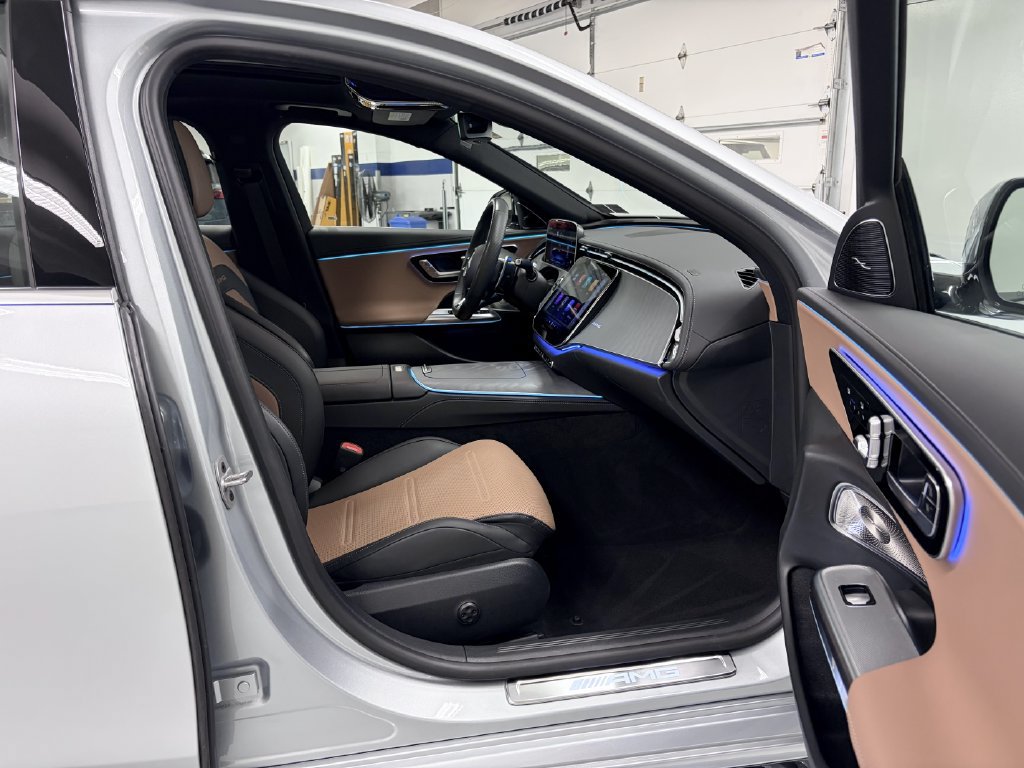 Certified 2025 Mercedes-Benz E 53 AMG e 4MATIC Sedan image 19