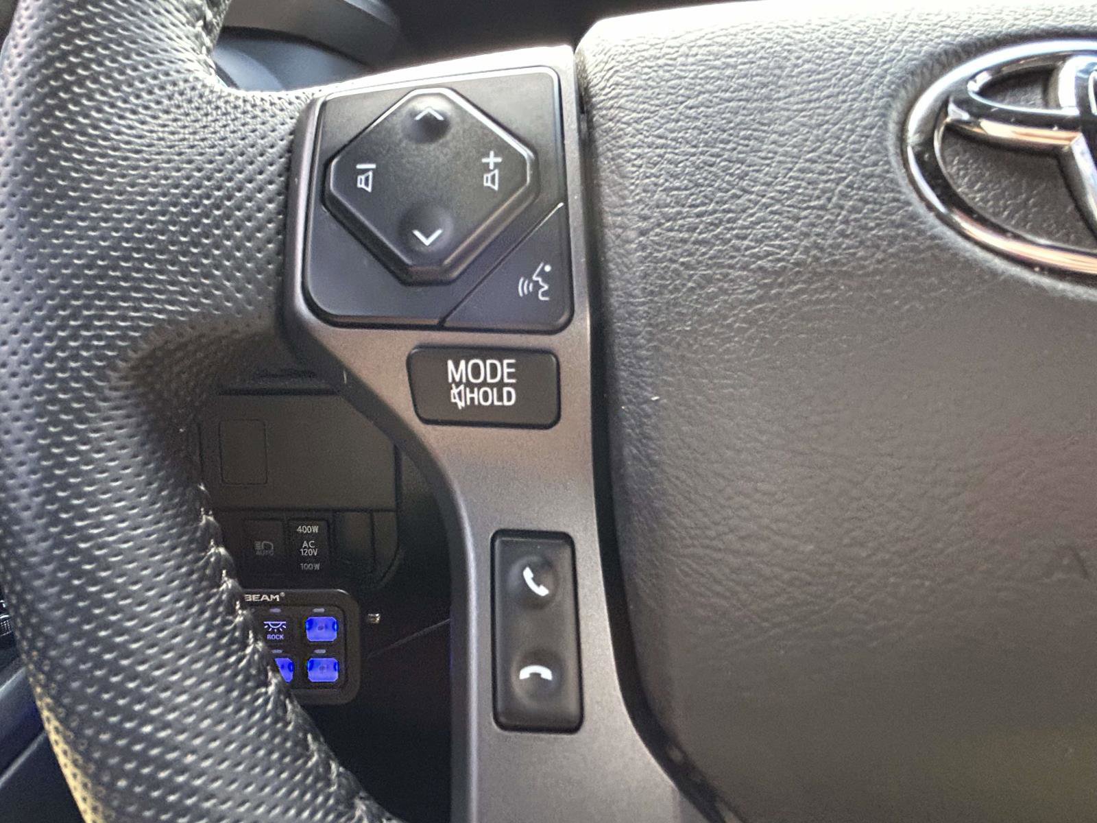 Used 2023 Toyota Tacoma TRD Sport w/ Black Out Package (TMS) image 18