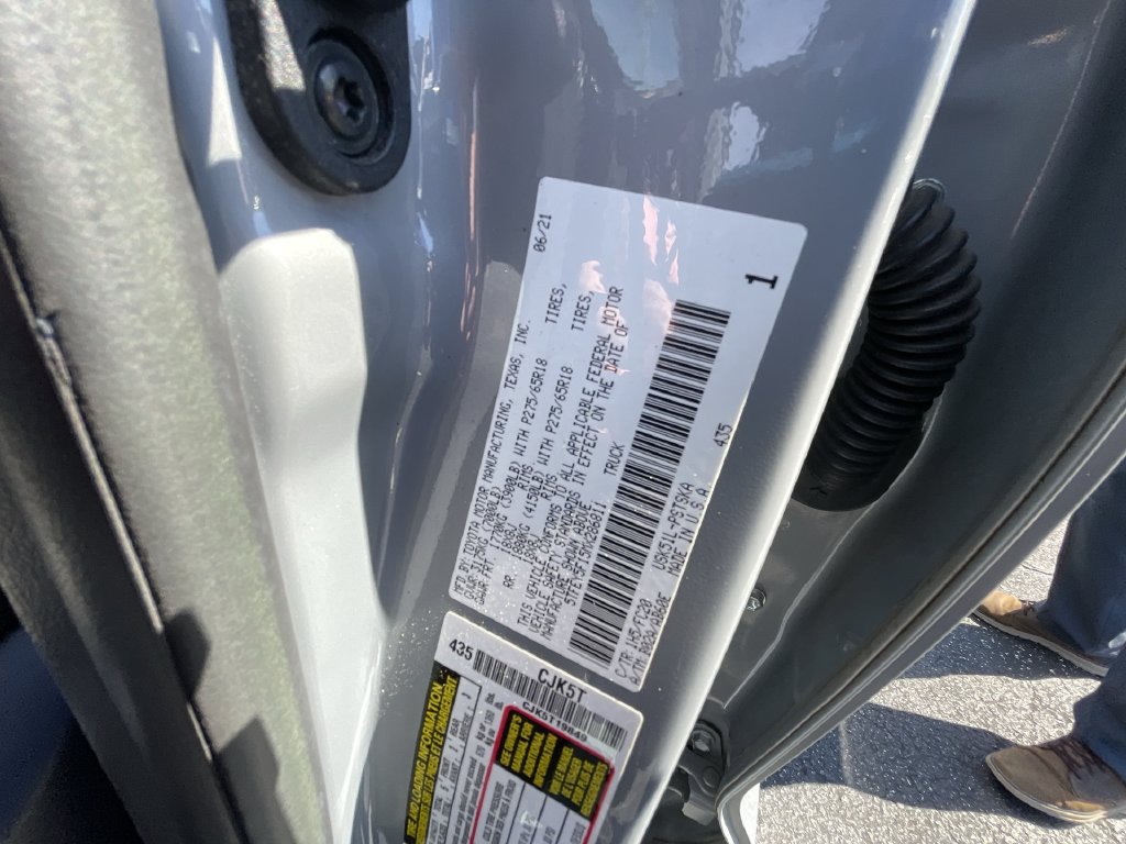 Used 2021 Toyota Tundra SR5 RWD image 32