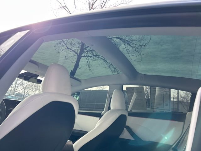 Used 2024 Tesla Model 3 Standard Range image 15