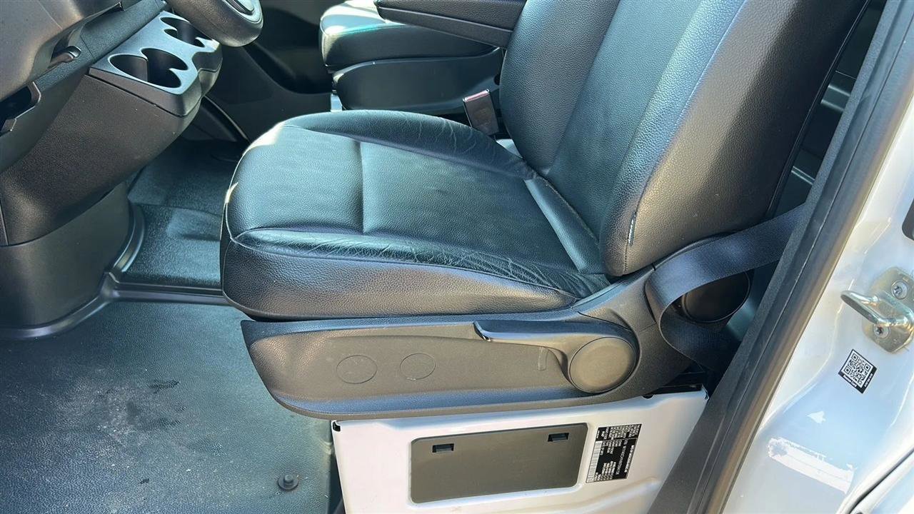 Used 2022 Mercedes-Benz Sprinter 2500 image 34