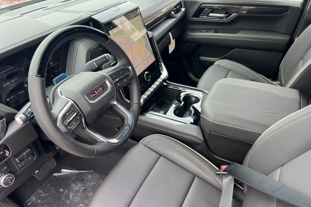 New 2026 GMC Yukon XL Elevation w/ Elevation Premium Package image 7