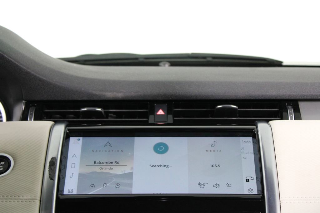 Used 2022 Land Rover Discovery Sport S R-Dynamic image 7