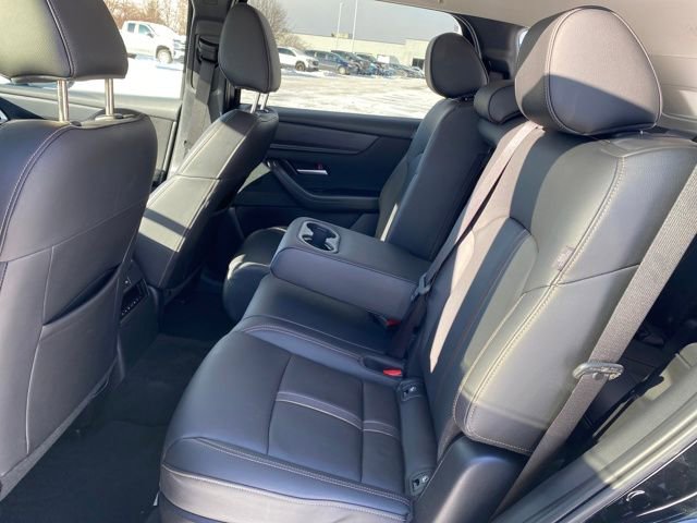 Used 2025 MAZDA CX-90 3.3 Turbo w/ Select Package AWD/4WD image 19