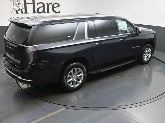 New 2026 Chevrolet Suburban Premier w/ Sun And Tow Package AWD/4WD image 19