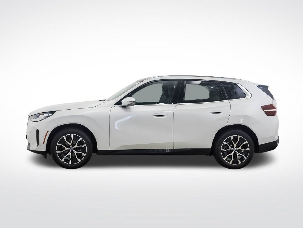Used 2026 BMW X3 xDrive30i w/ Premium Package AWD/4WD image 2
