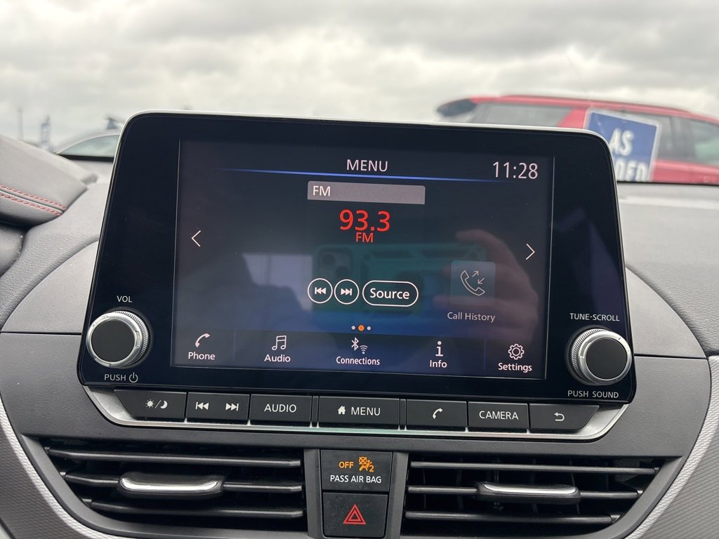 Used 2024 Nissan Altima 2.5 SR image 9