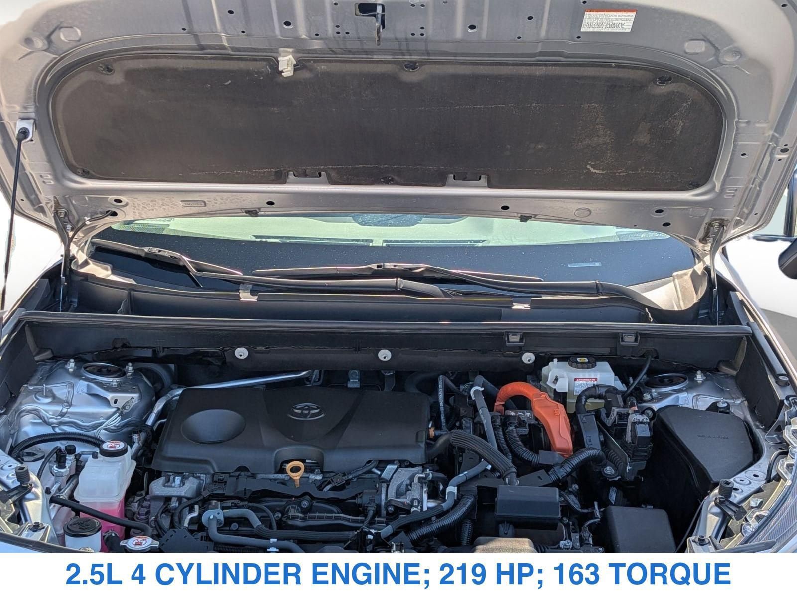 Used 2021 Toyota RAV4 LE AWD/4WD image 27