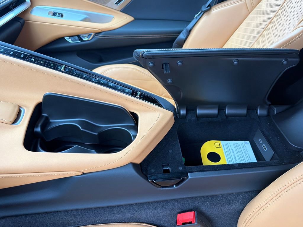 Used 2024 Chevrolet Corvette Stingray Preferred Cpe w/ Z51 Performance Package image 27