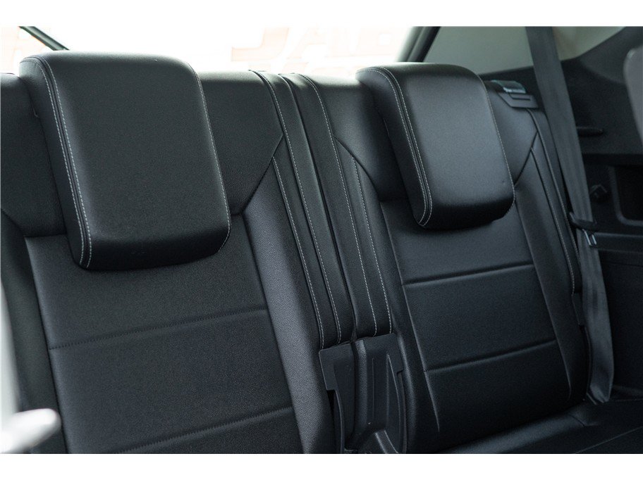 Used 2022 Volkswagen Atlas SE w/ Black Wheel Package FWD image 4