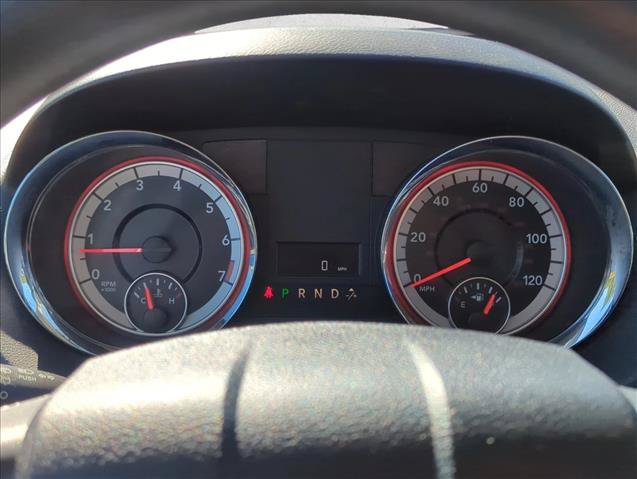 Used 2016 Dodge Grand Caravan SXT FWD image 12