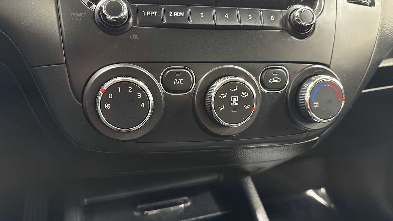 Used 2017 Kia Forte LX image 21