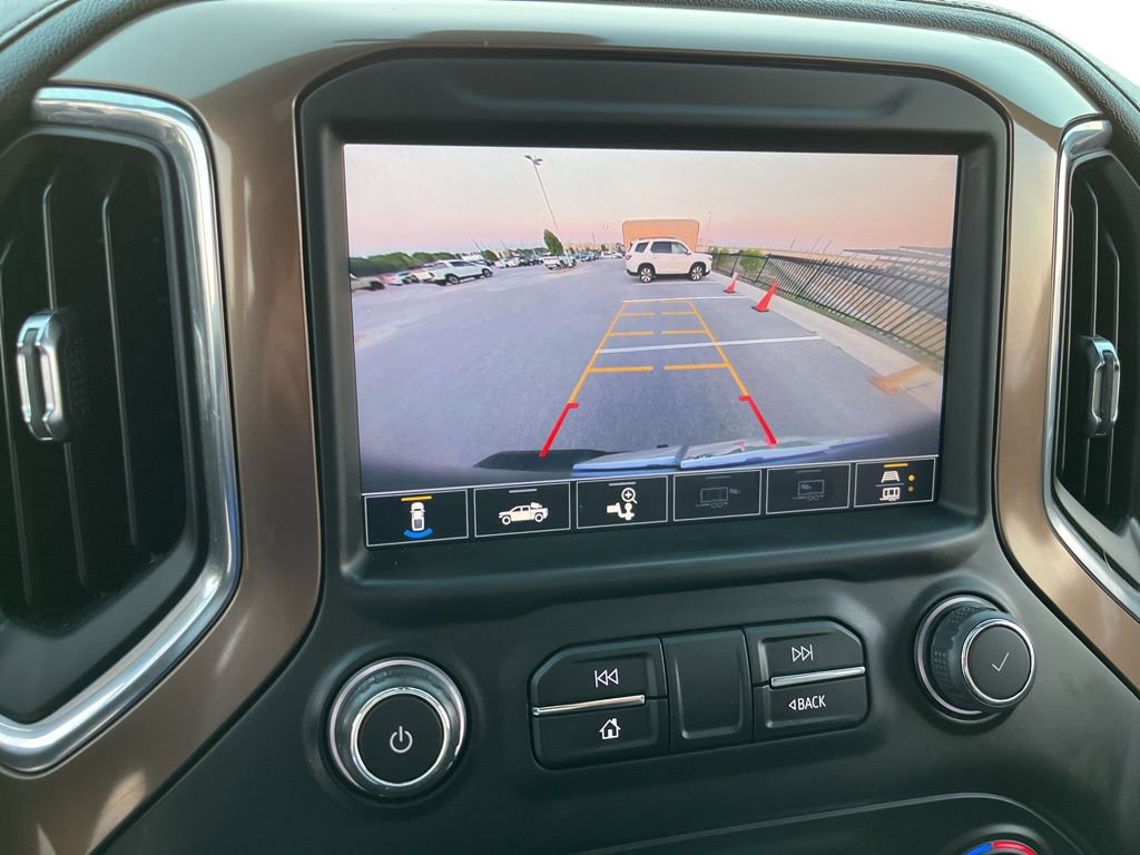 Used 2022 Chevrolet Silverado 1500 High Country w/ Safety Package II image 26