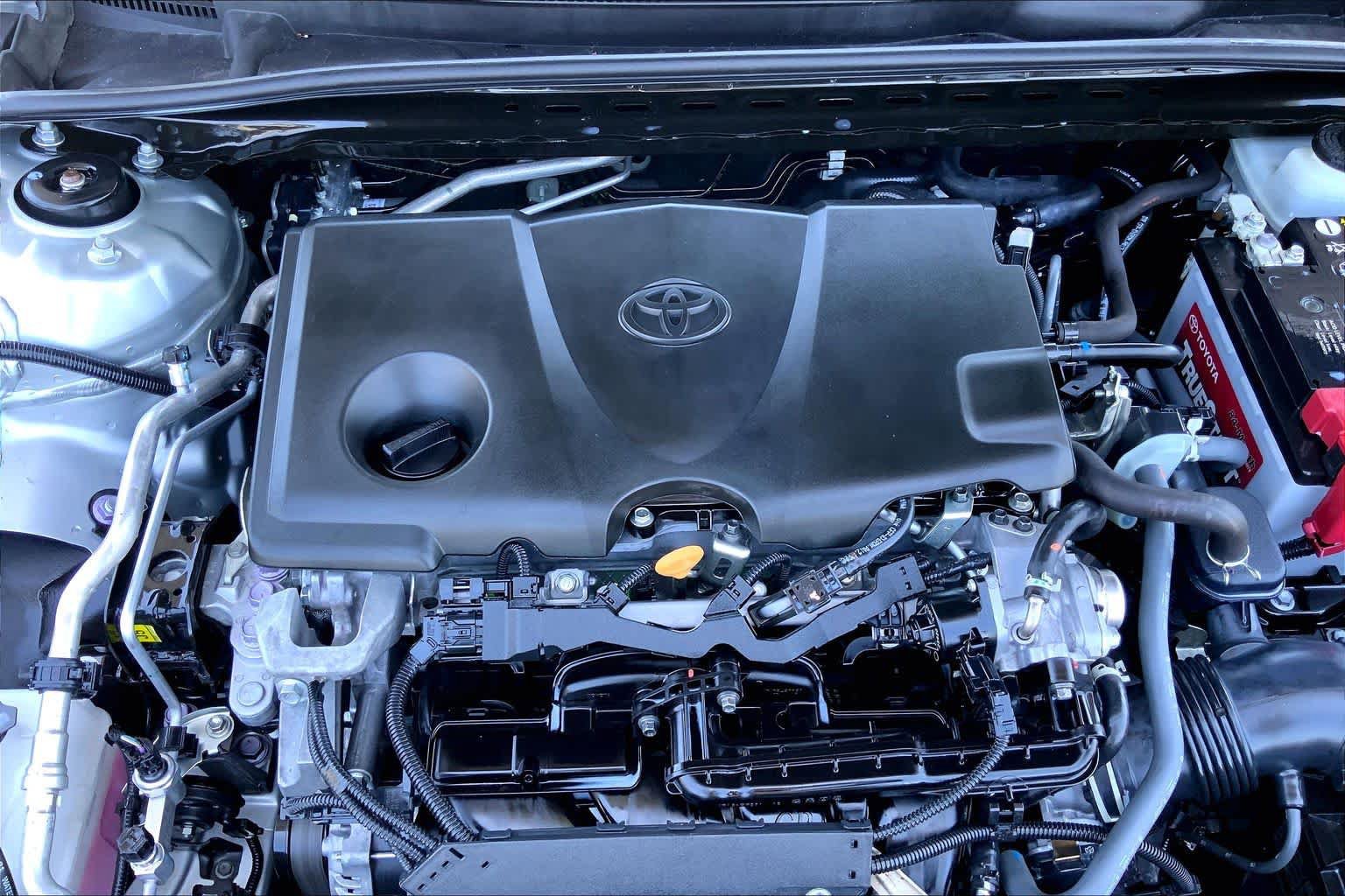Used 2022 Toyota Camry LE w/ Carpet Mat Package (TMS) FWD image 31