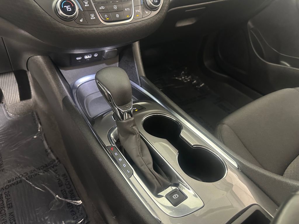 Used 2024 Chevrolet Malibu LT FWD image 32