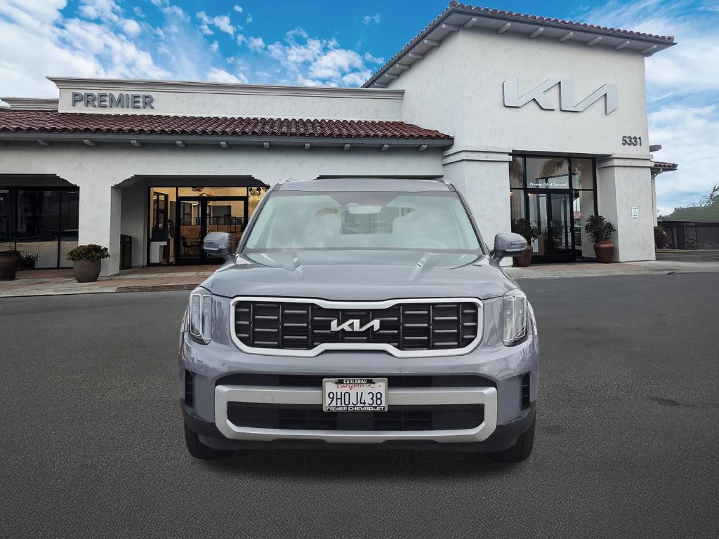Certified 2024 Kia Telluride S FWD image 3