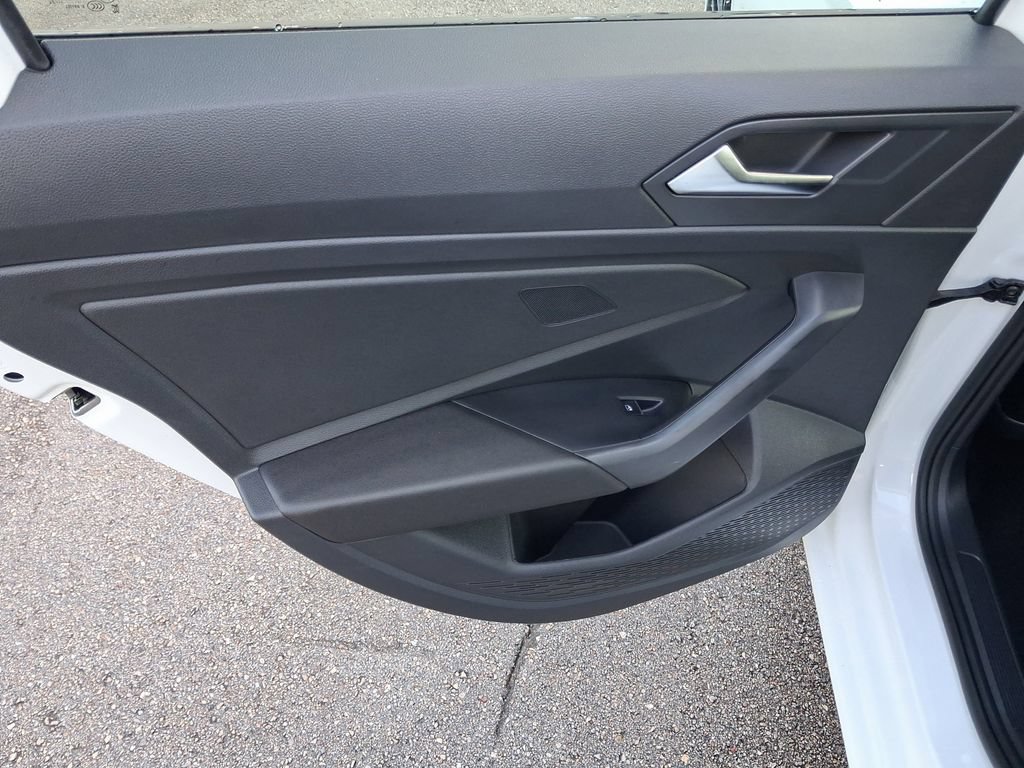 Certified 2024 Volkswagen Jetta Sport FWD image 11