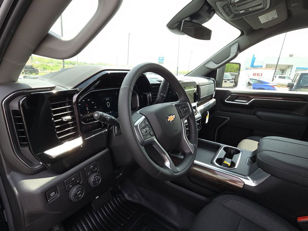 New 2026 Chevrolet Silverado 3500 LT w/ Convenience Package AWD/4WD image 15