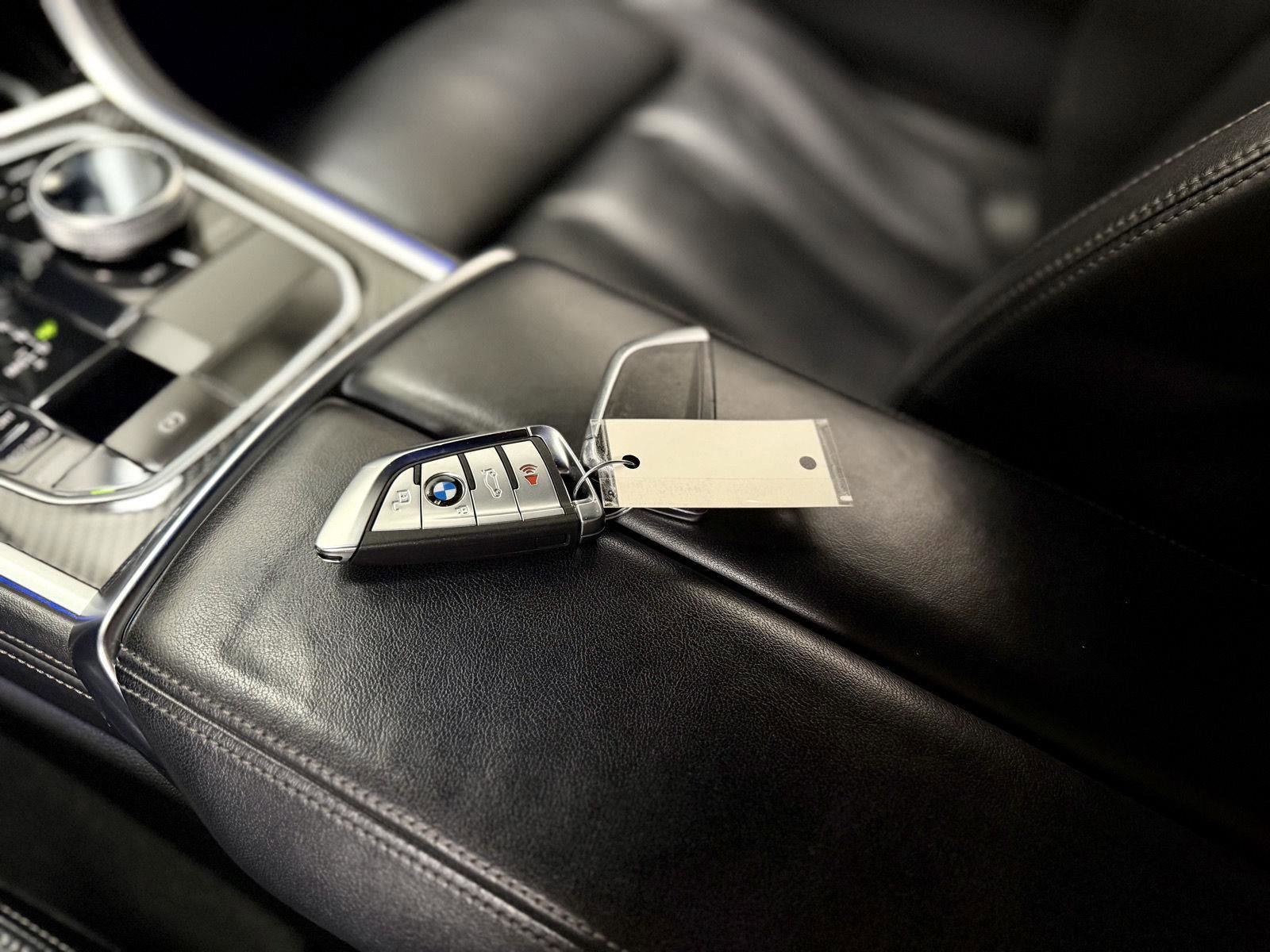 Used 2023 BMW M850i xDrive Coupe image 22