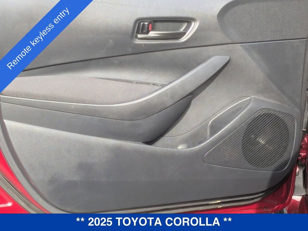 Used 2025 Toyota Corolla LE image 13