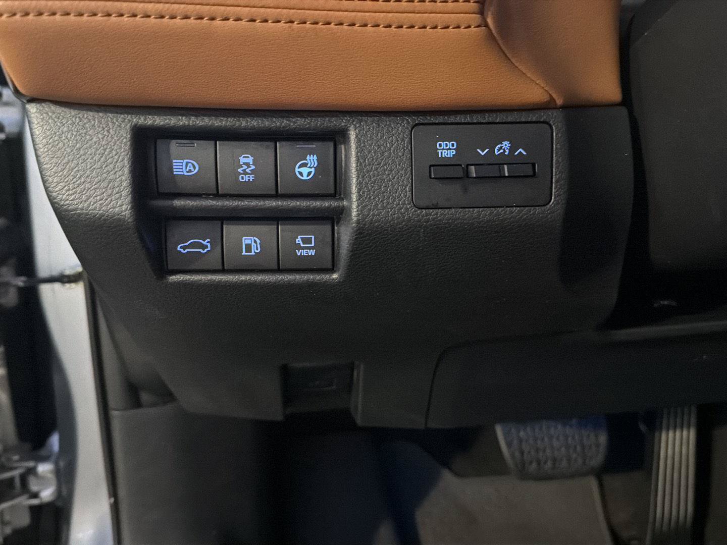 Used 2019 Toyota Avalon Limited w/ Advanced Safety Package FWD image 20