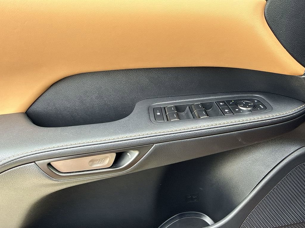 Used 2025 Lexus RX 350 Premium w/ Accessory Package (Z1) image 29