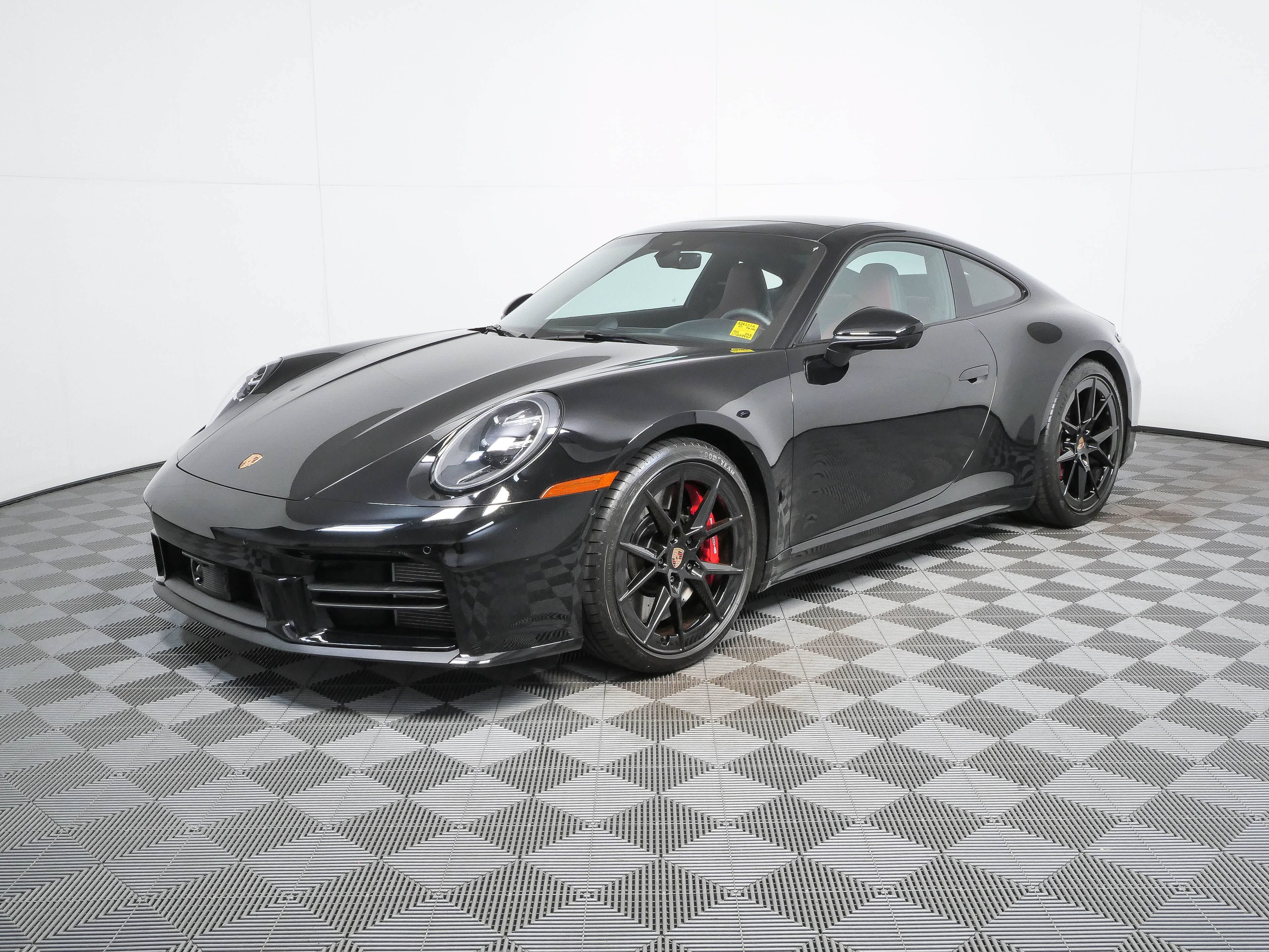 Certified 2025 Porsche 911 Carrera S RWD image 1