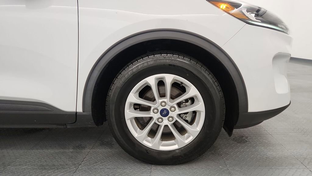 Used 2020 Ford Escape SE FWD image 23