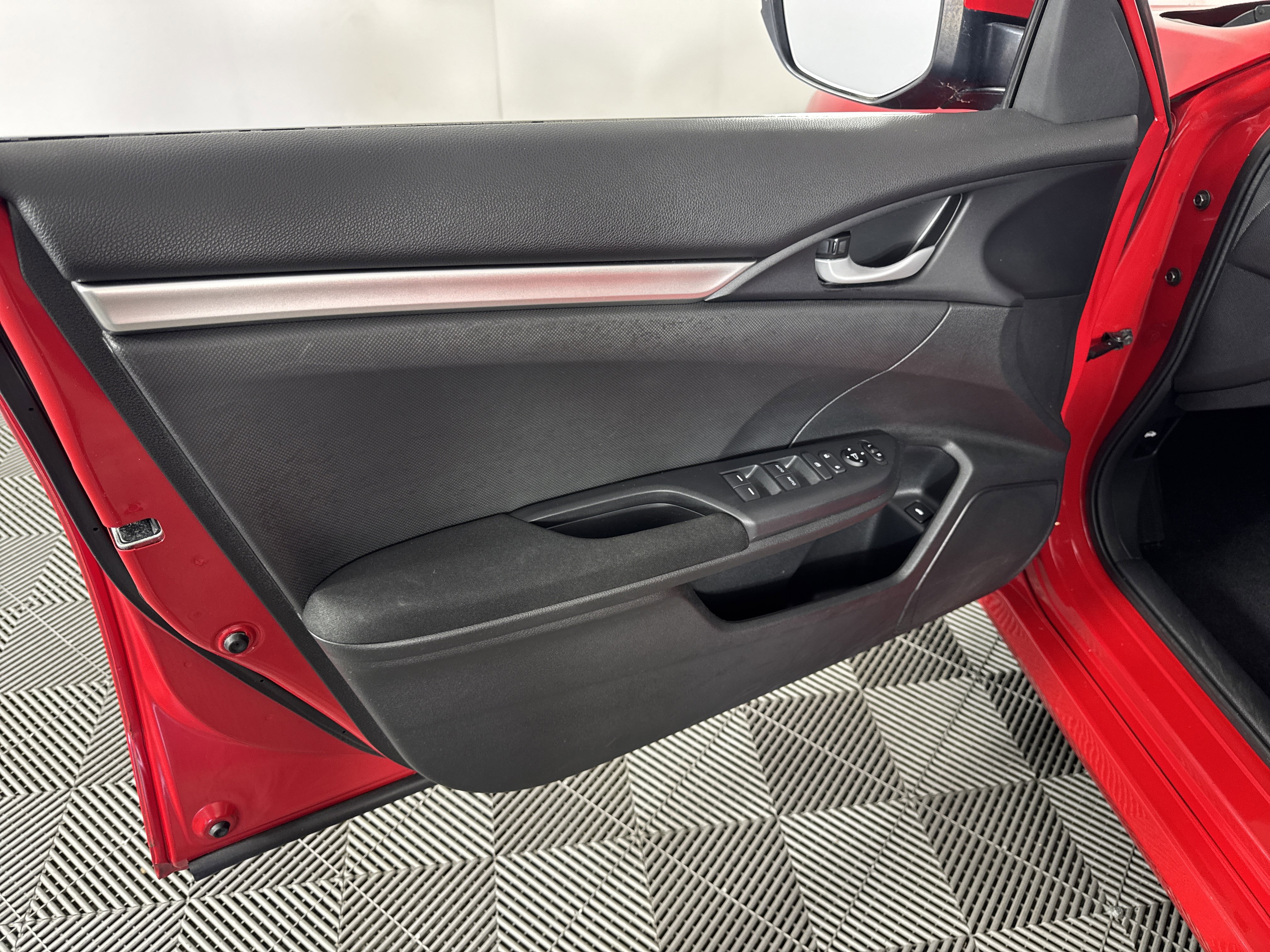 Certified 2019 Honda Civic LX image 13